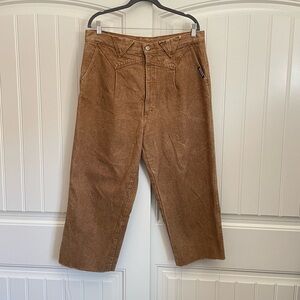 Vintage rough riders tan high rise wide leg jean size 12/14